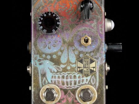 Beetronics WhoctaHell Low Octave Fuzz Custom Series Psycho Skull Effects Pedal on Sale